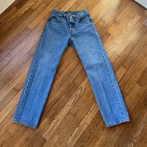 Levi’s 501 90s “drew me in” size 26x32